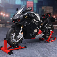1:6 Ducat V4s - With Smoke