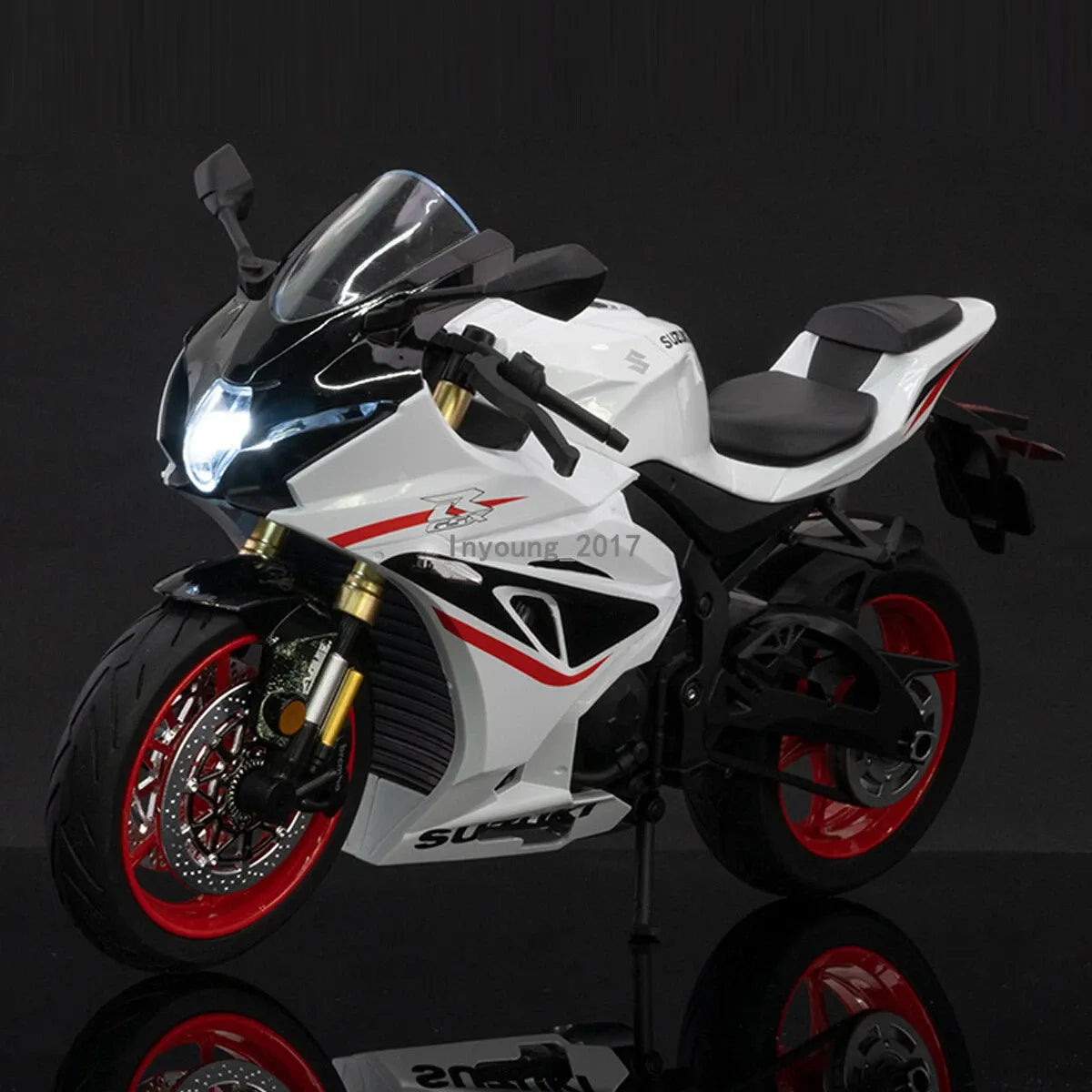 1:9 Suzuk GSX-1000R